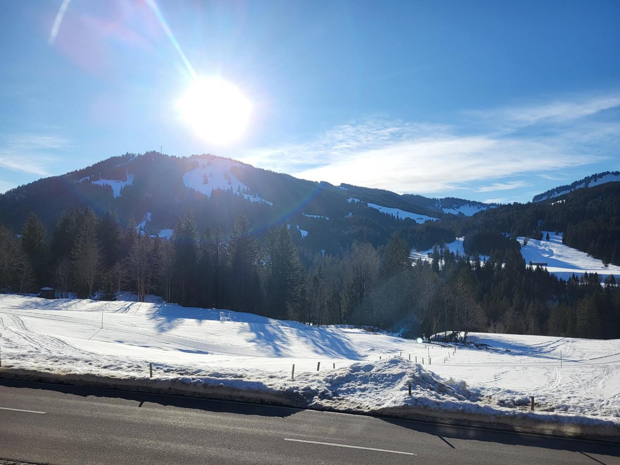 Allgaeu Apartments Hues 4 Ferienwohnung Mit Self-Checkin Balderschwang Bagian luar foto