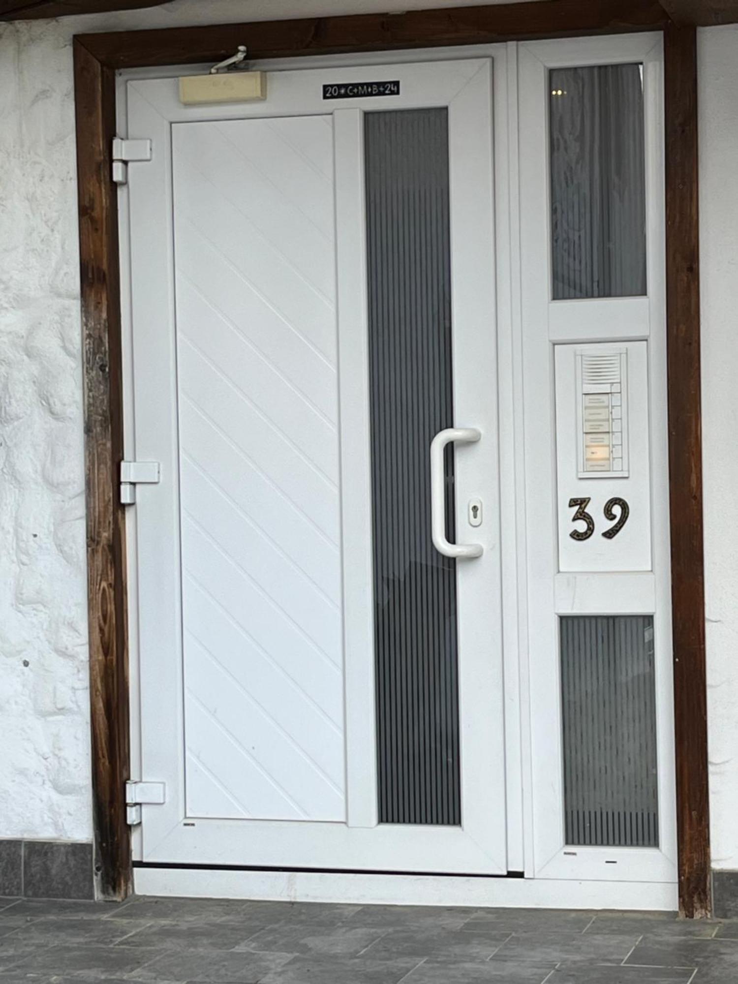 Allgaeu Apartments Hues 4 Ferienwohnung Mit Self-Checkin Balderschwang Bagian luar foto